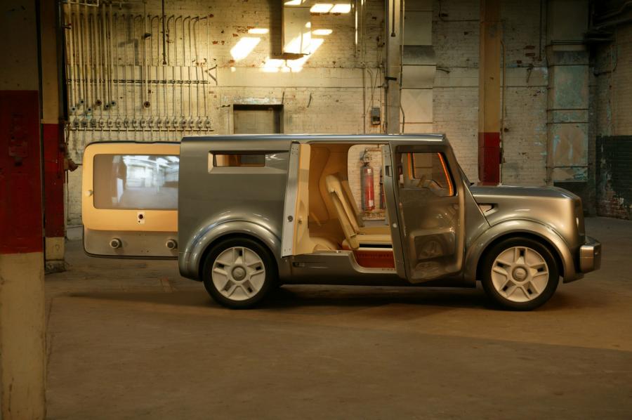  Ford SYNus Concept 2005 года  (фото 13 из 70)